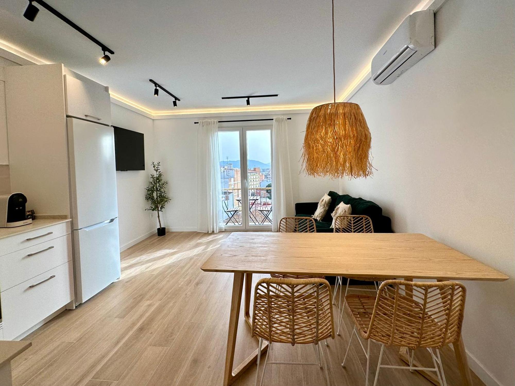 Ferienwohnung Atico Con Solarium Y Bbq Cerca Del Centro 6 Pax Málaga Exterior foto